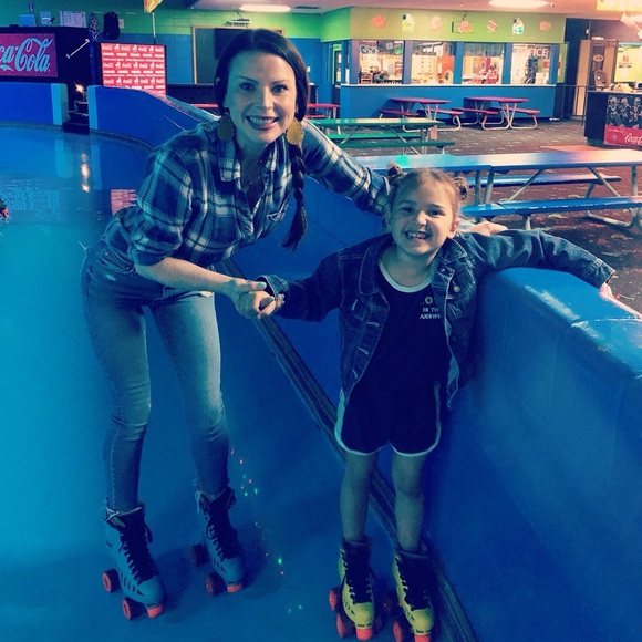 Meet your Posher, Sunny - Picture 7 of 8